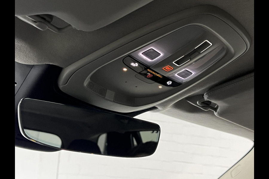 Volvo XC90 2.0 T8 Plug-in hybrid AWD Ultra Dark Luchtvering | Open dak | Head-up | Harman/Kardon | 360 Camera | Adapt. Cruise c.