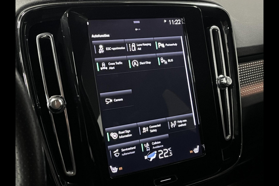 Volvo XC40 1.5 T3 R-Design Trekhaak | Cruise control | Achteruitrij camera | Stoelverwarming | Carplay