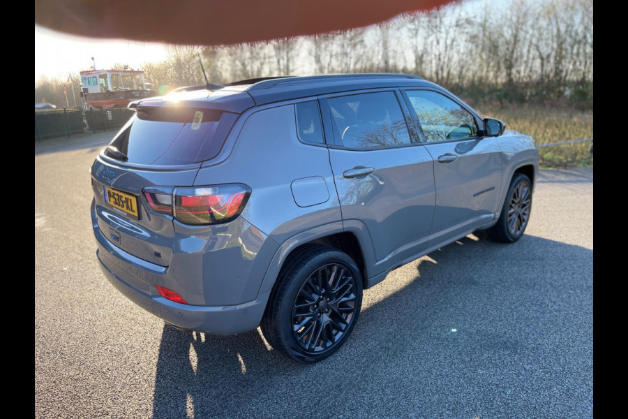 Jeep Compass 4xe 240 Plug-in Hybrid Electric S Panoramadak 360"Camera Leer Navi Led-Xenon Trekhaak