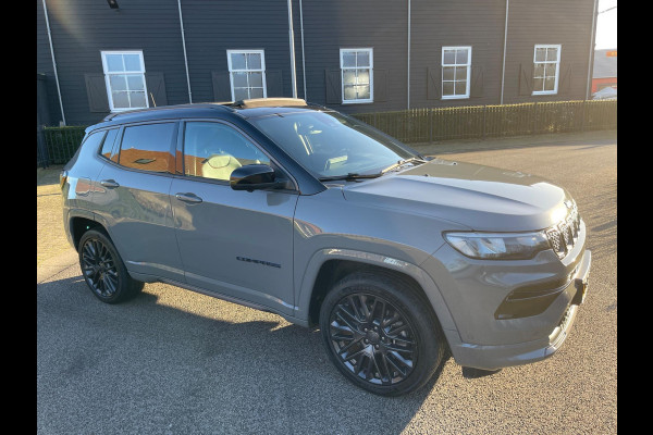 Jeep Compass 4xe 240 Plug-in Hybrid Electric S Panoramadak 360"Camera Leer Navi Led-Xenon Trekhaak