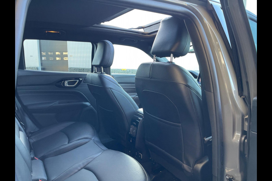 Jeep Compass 4xe 240 Plug-in Hybrid Electric S Panoramadak 360"Camera Leer Navi Led-Xenon Trekhaak