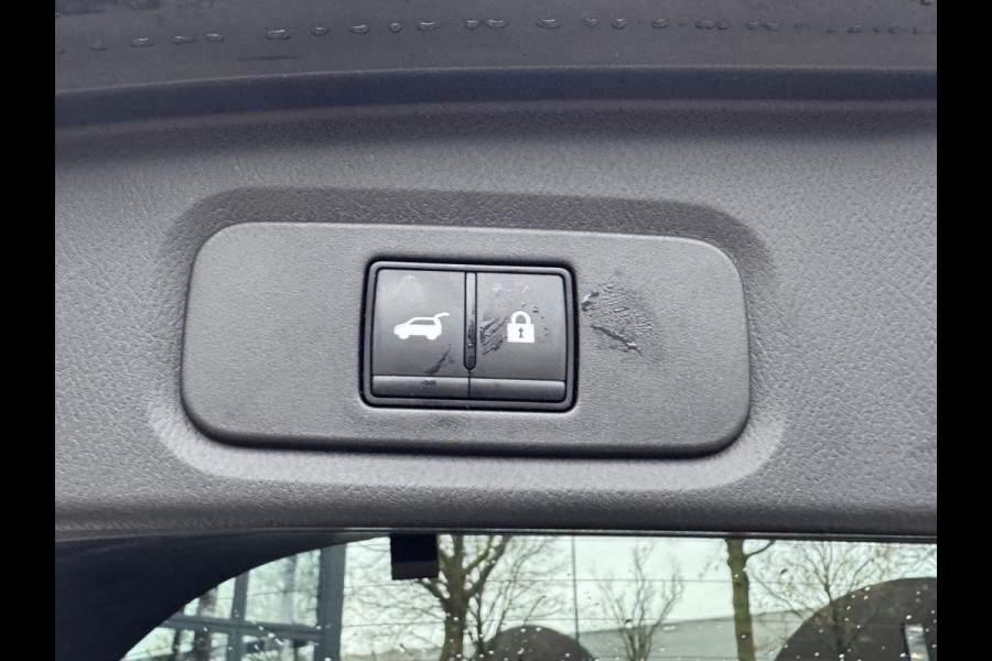 Nissan QASHQAI 1.3 MHEV Xtronic N-Connecta VAN: €37.900,- VOOR: €34.577,- UW EINDEJAARSVOORDEEL: €3.323,- | FABRIEKSGARANTIE| PANO| VOORRUITVERWARMING| STOEL + STUUR VERWARMING| 360 CAMERA| DODE HOEK| HEAD-UP| ELEK. ACHTERKLEP