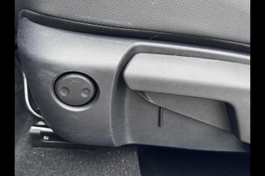 Nissan QASHQAI 1.3 MHEV Xtronic N-Connecta VAN: €37.900,- VOOR: €34.577,- UW EINDEJAARSVOORDEEL: €3.323,- | FABRIEKSGARANTIE| PANO| VOORRUITVERWARMING| STOEL + STUUR VERWARMING| 360 CAMERA| DODE HOEK| HEAD-UP| ELEK. ACHTERKLEP