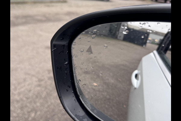 Nissan QASHQAI 1.3 MHEV Xtronic N-Connecta VAN: €37.900,- VOOR: €34.577,- UW EINDEJAARSVOORDEEL: €3.323,- | FABRIEKSGARANTIE| PANO| VOORRUITVERWARMING| STOEL + STUUR VERWARMING| 360 CAMERA| DODE HOEK| HEAD-UP| ELEK. ACHTERKLEP