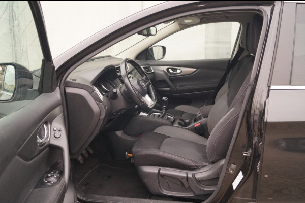 Nissan QASHQAI 1.2 N-Connecta -PANO-CAM-ECC-NAVI-TREKHAAK-