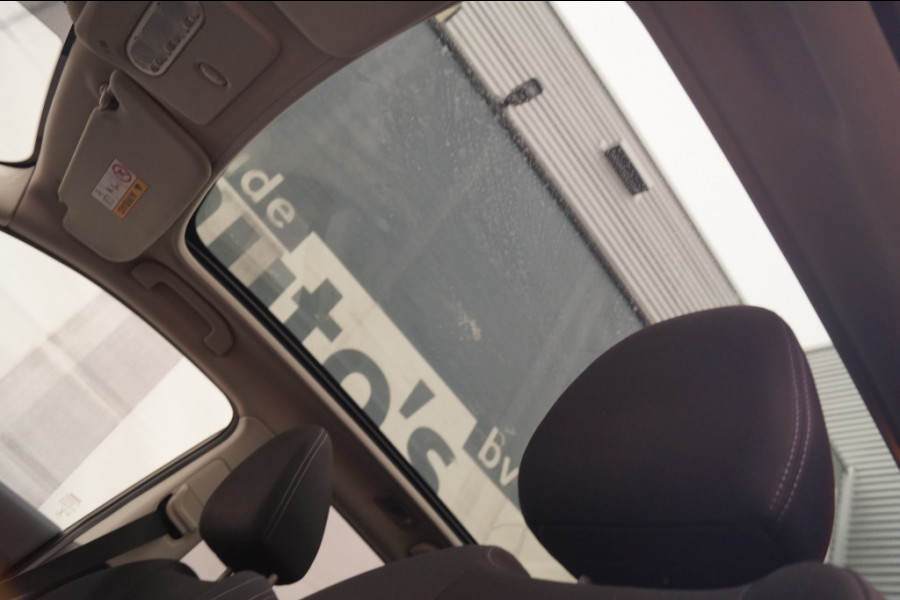 Nissan QASHQAI 1.2 N-Connecta -PANO-CAM-ECC-NAVI-TREKHAAK-