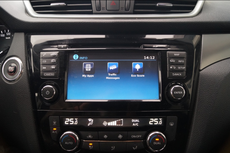 Nissan QASHQAI 1.2 N-Connecta -PANO-CAM-ECC-NAVI-TREKHAAK-