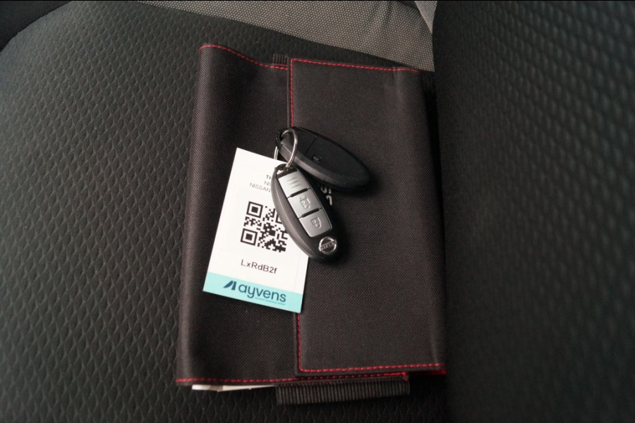 Nissan QASHQAI 1.2 N-Connecta -PANO-CAM-ECC-NAVI-TREKHAAK-