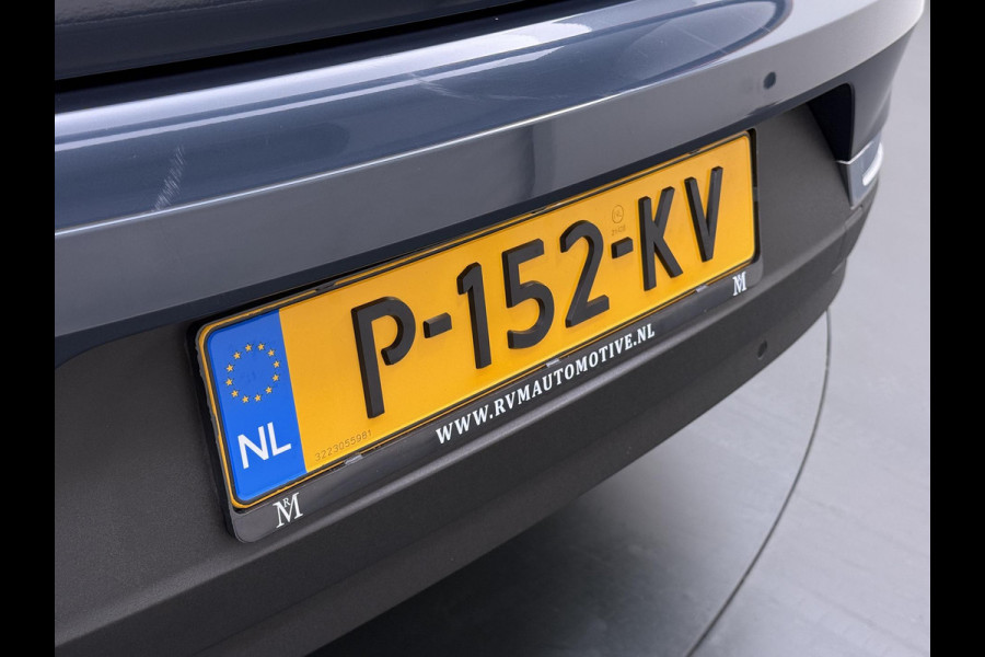 Polestar 2 Long Range Dual Motor 78 kWh VAN: €31.900,- VOOR: €29.440,- UW EINDEJAARSVOORDEEL: €2.460,-| ELEK. STOELEN|COMPLETE AUTO| ACHTERBANK VERWARMING| HARMAN KARDON| STUURWIELVERWARMING|