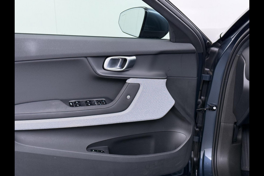 Polestar 2 Long Range Dual Motor 78 kWh VAN: €31.900,- VOOR: €29.440,- UW EINDEJAARSVOORDEEL: €2.460,-| ELEK. STOELEN|COMPLETE AUTO| ACHTERBANK VERWARMING| HARMAN KARDON| STUURWIELVERWARMING|