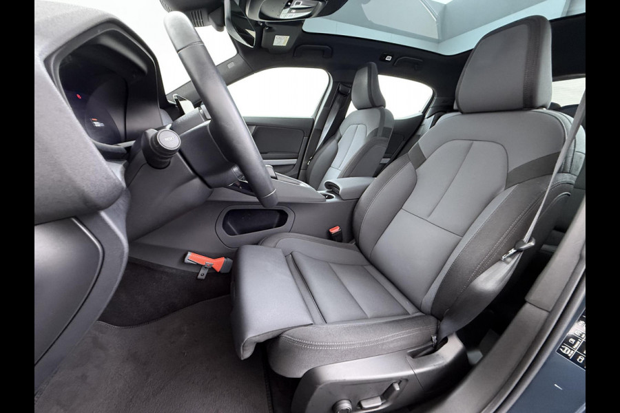 Polestar 2 Long Range Dual Motor 78 kWh VAN: €31.900,- VOOR: €29.440,- UW EINDEJAARSVOORDEEL: €2.460,-| ELEK. STOELEN|COMPLETE AUTO| ACHTERBANK VERWARMING| HARMAN KARDON| STUURWIELVERWARMING|