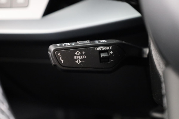 Audi A3 Sportback 40 TFSI e S edition 204pk | Verlengde garantie | Parkeercamera | Adaptieve cruise controle | Optiek pakket zwart Plus | Extra getint glas
