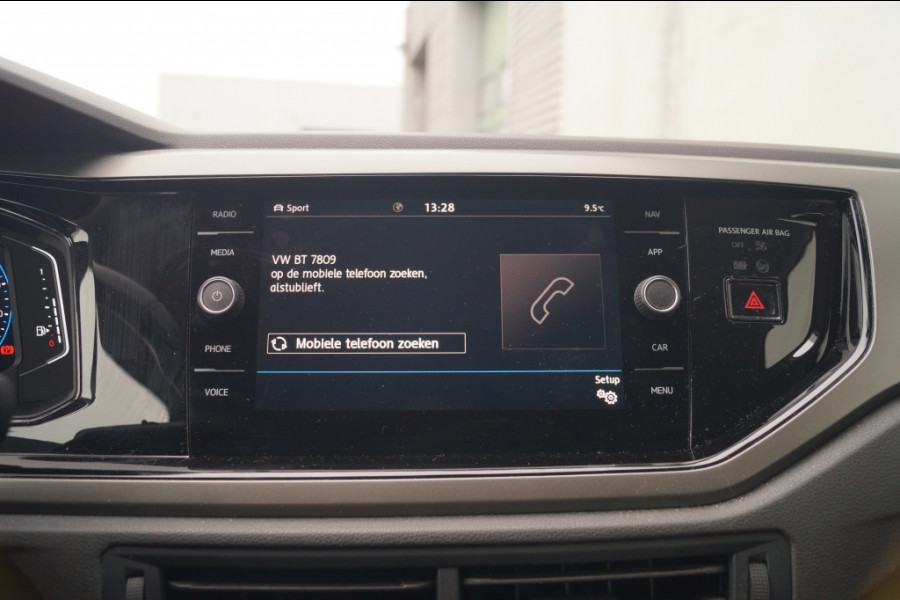 Volkswagen Polo 1.0 TSI Comfortline Business -ECC-PDC-NAVI-ACC-