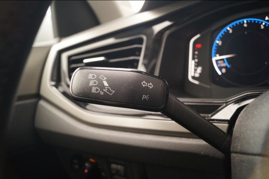 Volkswagen Polo 1.0 TSI Comfortline Business -ECC-PDC-NAVI-ACC-