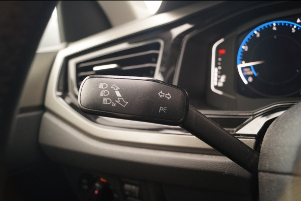 Volkswagen Polo 1.0 TSI Comfortline Business -ECC-PDC-NAVI-ACC-