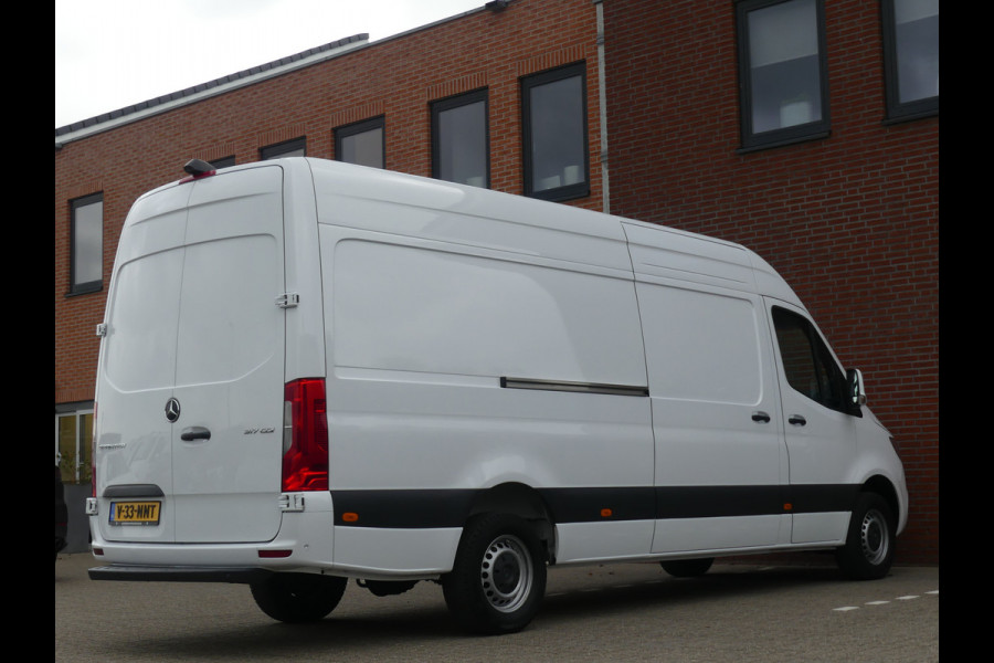 Mercedes-Benz Sprinter 317 CDI L3H2 Camera/Cruise control/PDC