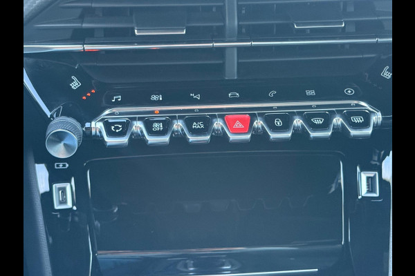 Peugeot e-208 EV GT 350 50 kWh, fase 3, panoramadak, 360 camera, 1/2 lederen sportinterieur,stoelverwarming, parelmoer, 17 inch