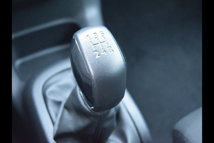 Citroën C4 Cactus 1.2 PureTech Feel PARKEERSENSOREN | NAVIGATIE | AIRCO |