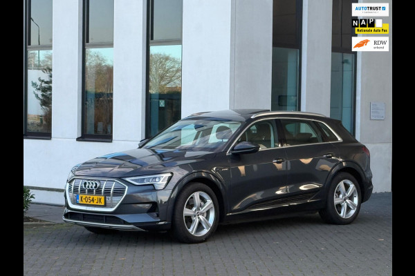 Audi e-tron 50 quattro Business edition Plus 71 kWh, panoramadak, leder, stoelverwarming, camera, NL auto met nap