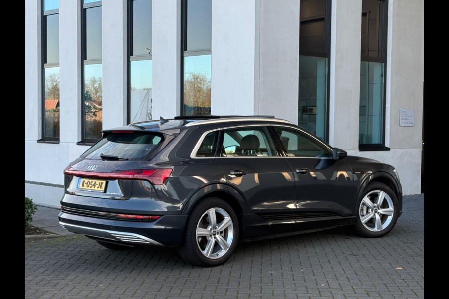 Audi e-tron 50 quattro Business edition Plus 71 kWh, panoramadak, leder, stoelverwarming, camera, NL auto met nap
