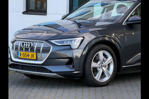 Audi e-tron 50 quattro Business edition Plus 71 kWh, panoramadak, leder, stoelverwarming, camera, NL auto met nap