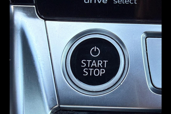 Audi e-tron 50 quattro Business edition Plus 71 kWh, panoramadak, leder, stoelverwarming, camera, NL auto met nap