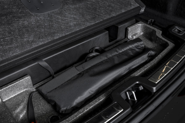 Volvo XC60 2.0 T6 Plug-in hybrid AWD Plus Black Edition | S/K-Panodak | Dig. Cockpit | Adapt. Cruise | Memory Stoelen | Elek. Klep | Stoel-+stuurverw. | 360 Camera | NAV+App. Connect | ECC | LM 21" | 2762