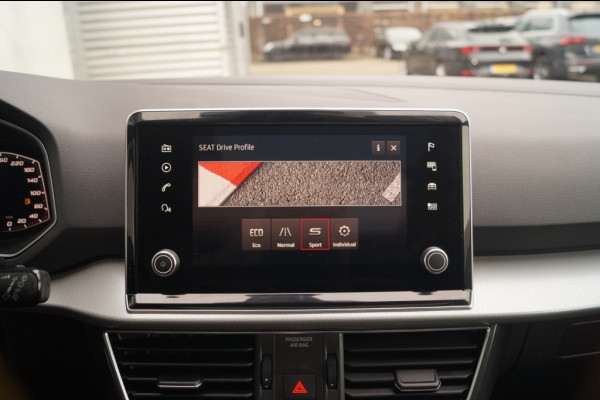 Seat Tarraco 1.5 TSI 150pk DSG Style 7-persoons -PANO-LED-CAM-