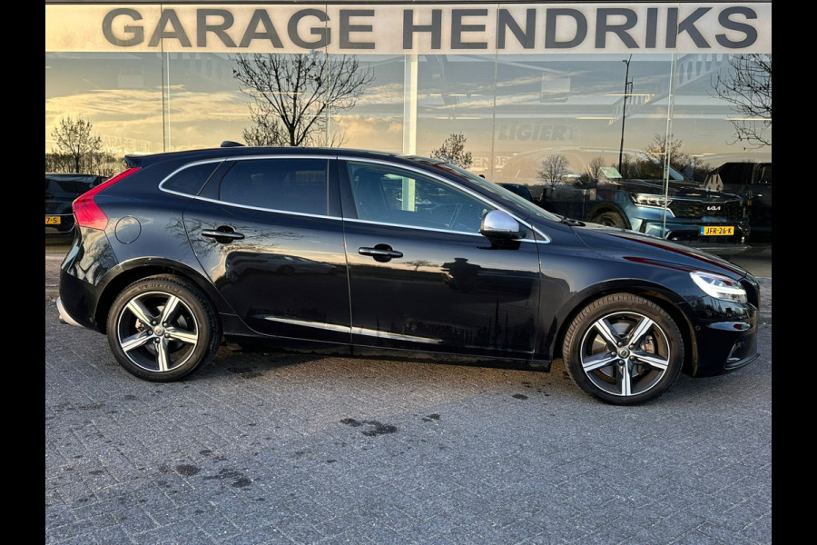 Volvo V40 1.5 T3 153pk Polar+ Sport Automaat | Pano | Trekhaak 1500kg | H&K | occasion