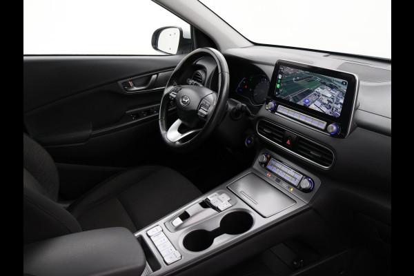 Hyundai Kona 64 kWh 204 PK AUT. + CAMERA | APPLE CARPLAY | STUURVERW. | STOELVERW. | LED | BTW AUTO