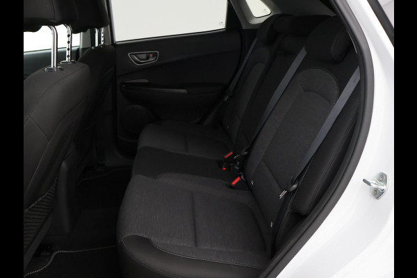 Hyundai Kona 64 kWh 204 PK AUT. + CAMERA | APPLE CARPLAY | STUURVERW. | STOELVERW. | LED | BTW AUTO