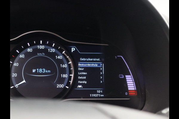 Hyundai Kona 64 kWh 204 PK AUT. + CAMERA | APPLE CARPLAY | STUURVERW. | STOELVERW. | LED | BTW AUTO