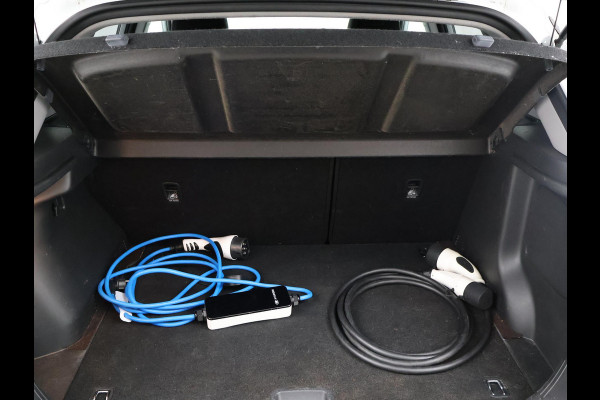 Hyundai Kona 64 kWh 204 PK AUT. + CAMERA | APPLE CARPLAY | STUURVERW. | STOELVERW. | LED | BTW AUTO