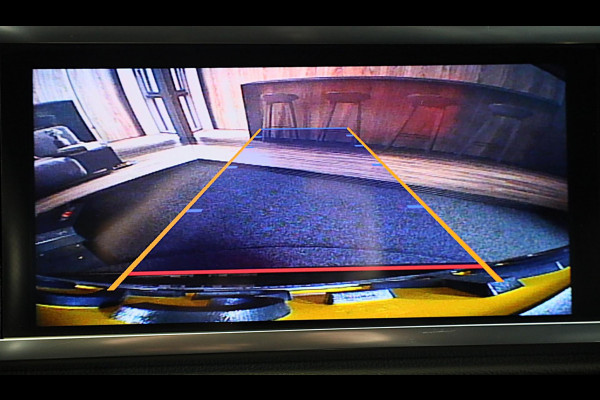 Audi Q3 35 TFSI RSQ3 Look / AUT / Virtual Cockpit / Lane Assist / Dode Hoek / Elek Stoelen / Led / Pdc / 21 Inch