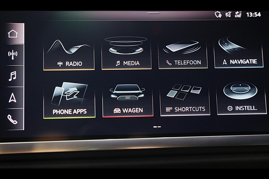 Audi Q3 35 TFSI RSQ3 Look / AUT / Virtual Cockpit / Lane Assist / Dode Hoek / Elek Stoelen / Led / Pdc / 21 Inch