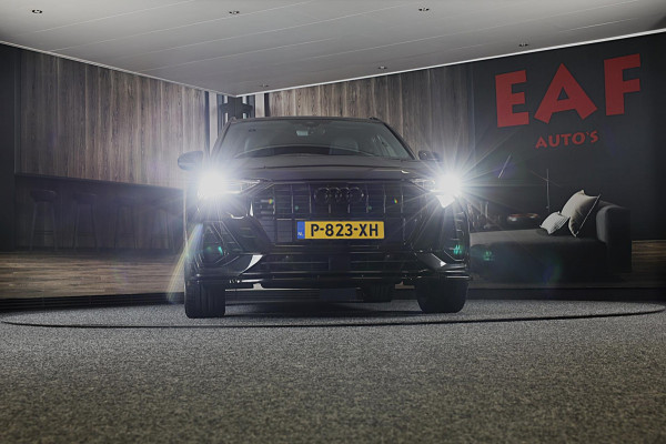 Audi Q3 35 TFSI RSQ3 Look / AUT / Virtual Cockpit / Lane Assist / Dode Hoek / Elek Stoelen / Led / Pdc / 21 Inch