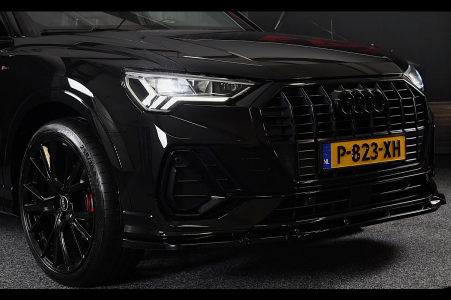 Audi Q3 35 TFSI RSQ3 Look / AUT / Virtual Cockpit / Lane Assist / Dode Hoek / Elek Stoelen / Led / Pdc / 21 Inch