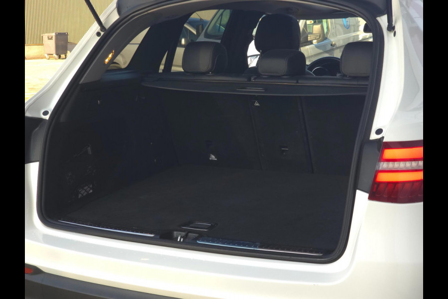 Mercedes-Benz GLC 220 d 4MATIC | AMG LINE | PANO