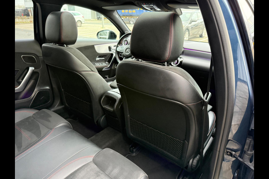 Mercedes-Benz A-Klasse 220 4MATIC Premium Plus LEER/NAV/PANO