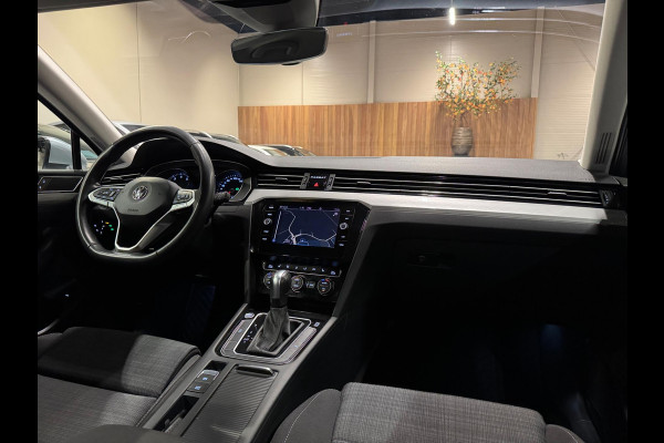 Volkswagen Passat Variant 1.5 TSI 150PK DSG Comfort Business, Apple Carplay, Navi, Cam, ACC, PDC, Clima, Private Glas, Lane Assist
