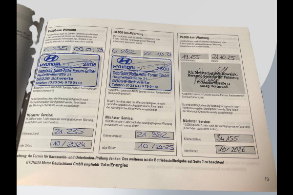 Hyundai Santa Fe 1.6 T-GDI PHEV Premium Plus Sky | Panoramadak | Complete historie | Vol leder | Comfortstoelen voorin (inclusief ventilatie / stoelverwarming) | Achteruitrijcamera | Vierwielaandrijving | Geuheugenstoelen