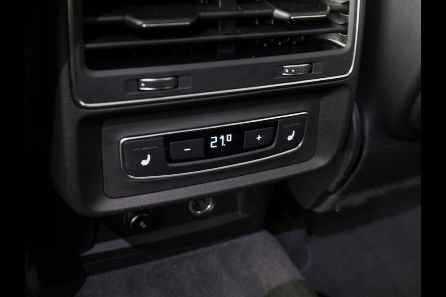 Audi Q7 55 TFSI e quattro Pro Line S 340pk | Panoramadak | Verlengde garantie | Adaptieve cruise controle | Verwarmbare voorstoelen en achterbank