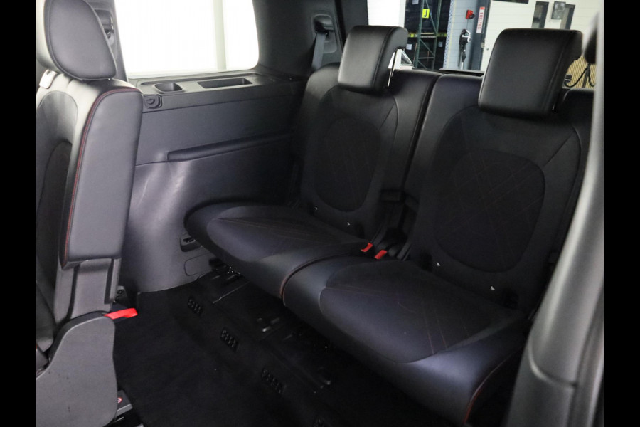 Volkswagen ID. Buzz GTX 86 kWh LWB 7p. 340 pk | Verlengde garantie | Navigatie | Trekhaak (wegklapbaar) | Parkeersensoren (Park assist) | Achteruitrijcamera | Stoelverwarming v/a |