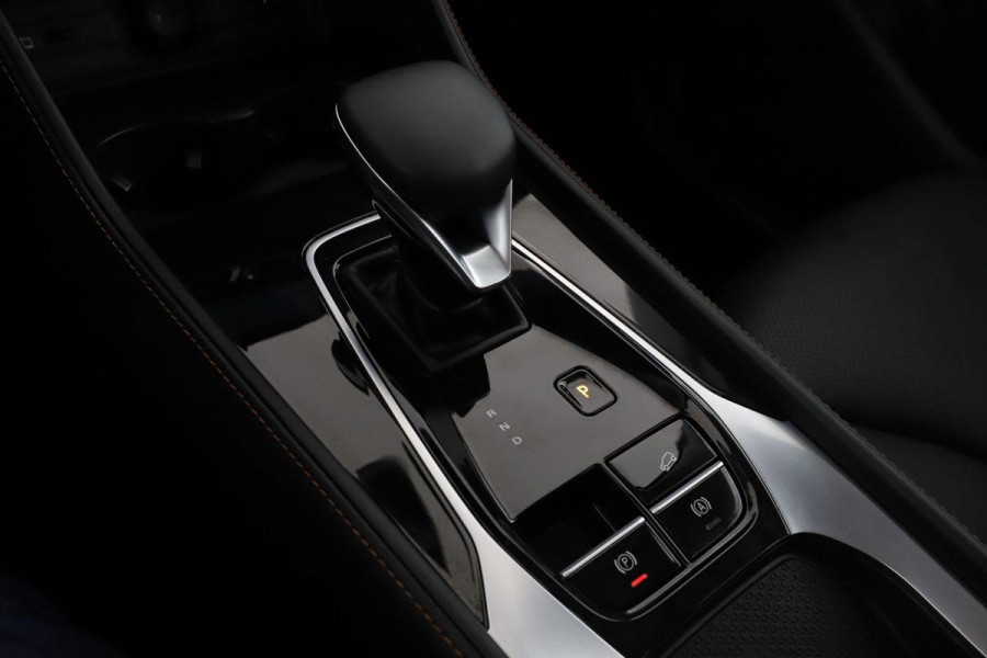 MG HS 1.5 TGDI Luxury Plug-in Hybride | PHEV | Stoelverwarming | 360 graden camera | Ledereren bekleding |