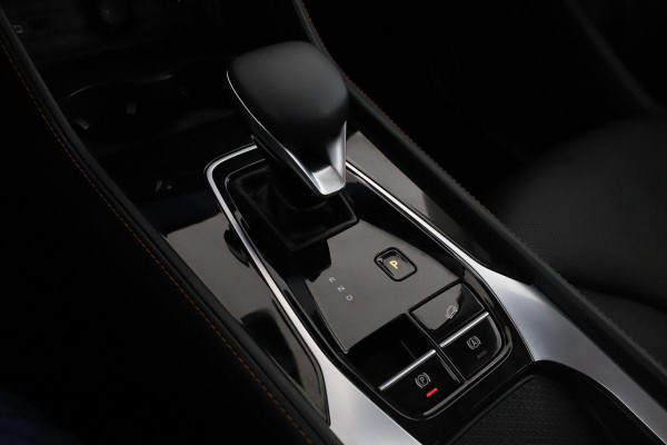 MG HS 1.5 TGDI Luxury Plug-in Hybride | PHEV | Stoelverwarming | 360 graden camera | Ledereren bekleding |