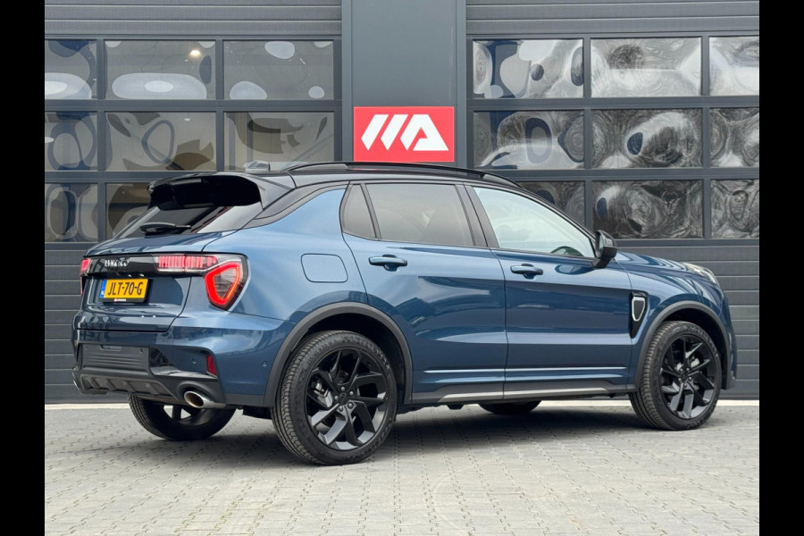 Lynk & Co 01 1.5 Black Edition Panoramadak/360° Camera/ACC/Stoelverwarming