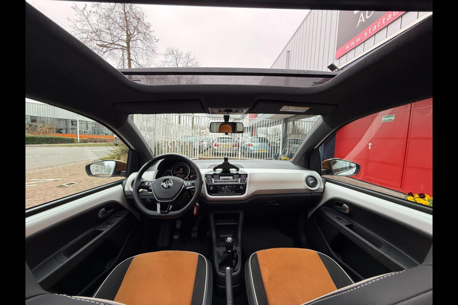 Volkswagen up! 1.0 TSI BMT high up! | Pano | Camera | PDC