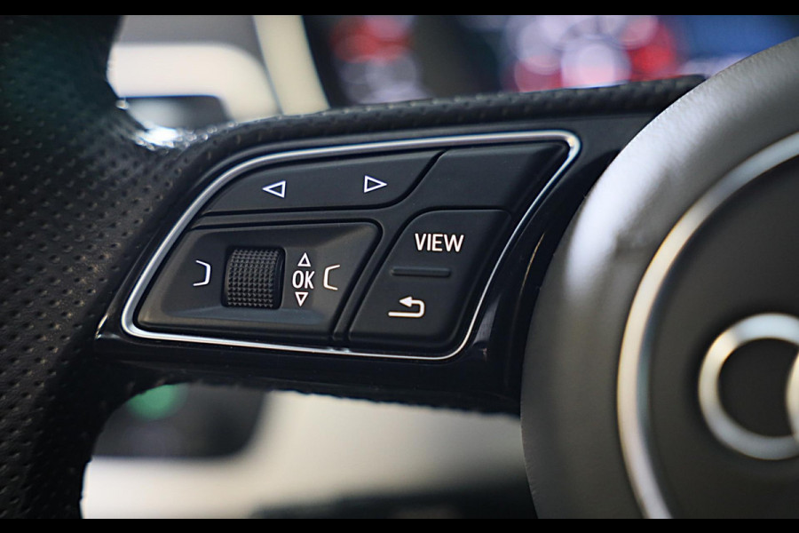 Audi A5 Sportback 2.0 TFSI S Line / AUT /190 Pk / Virtual Cockpit / ACC / Open Panoramadak / Navi / Led / Pdc / 19 Inch / Trekhaak