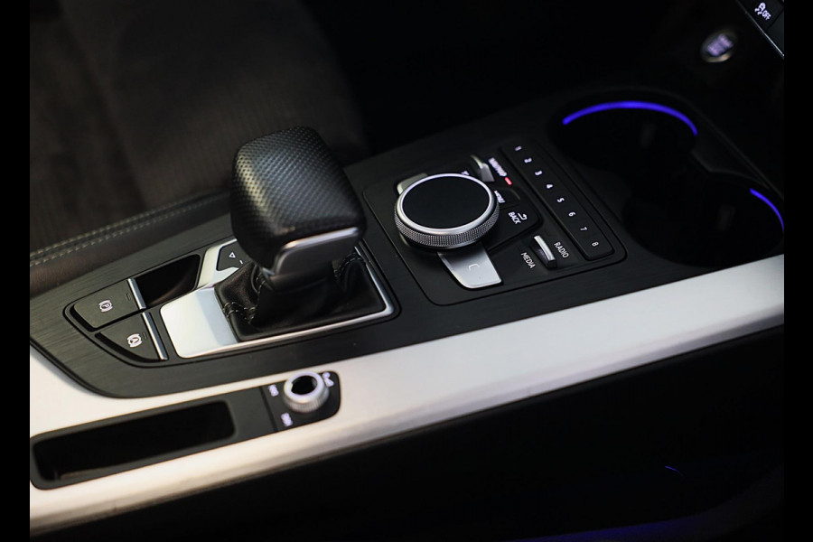 Audi A5 Sportback 2.0 TFSI S Line / AUT /190 Pk / Virtual Cockpit / ACC / Open Panoramadak / Navi / Led / Pdc / 19 Inch / Trekhaak