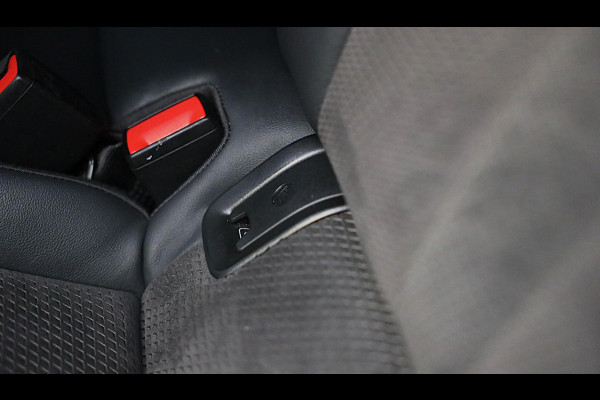Audi A5 Sportback 2.0 TFSI S Line / AUT /190 Pk / Virtual Cockpit / ACC / Open Panoramadak / Navi / Led / Pdc / 19 Inch / Trekhaak